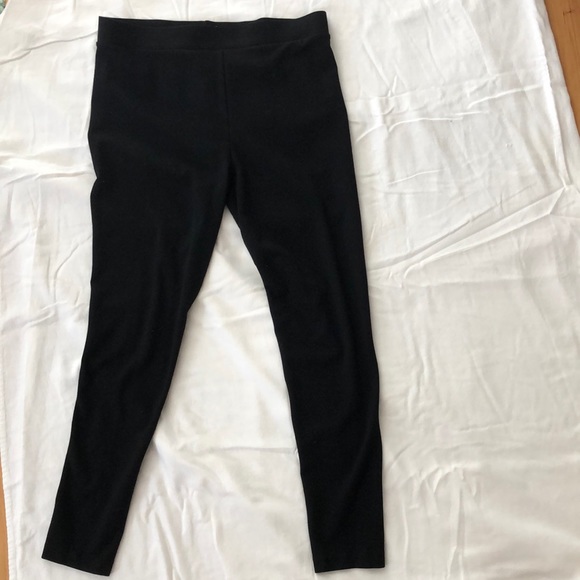 Like new, Black knit, ankle length pants, size M, Tiara by Vince Camuto - Picture 1 of 4